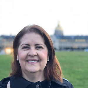 Meet your Posher, Maria esther